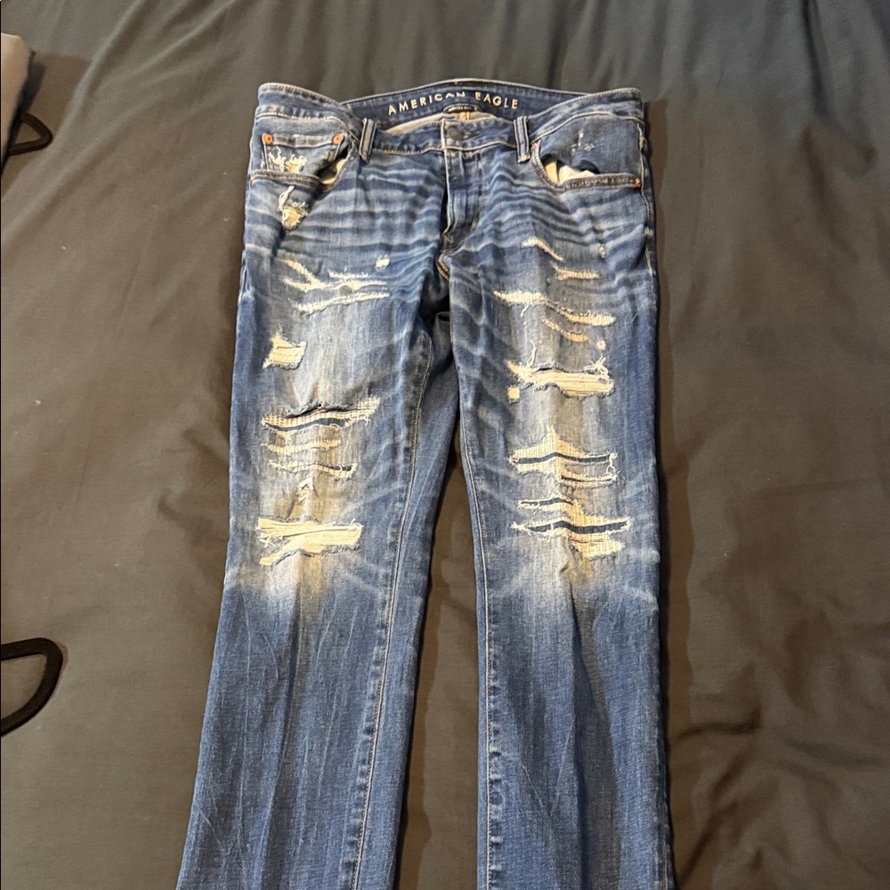 American Eagle Outfitters Mens’s Ripped Blue Skinny Jeans